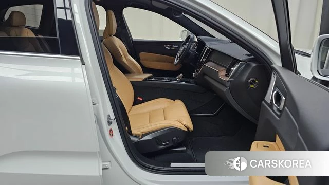 Volvo XC60 second Generation id 4482293 из Кореи 18