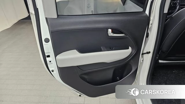 Kia The New Kia Ray EV id 4682033 из Кореи 18