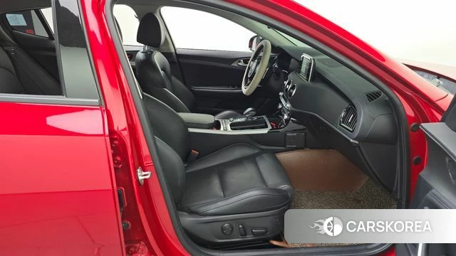 Kia Stinger id 4525917 из Кореи 18