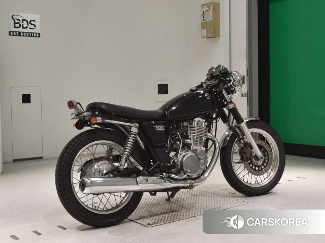 Проданный Yamaha SR 400 2015 из Японии, фото 2