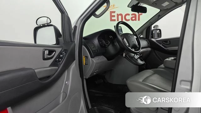 Hyundai The New Grand Starex id 4646915 из Кореи 18