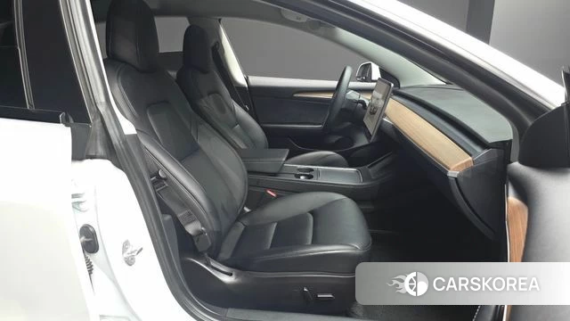 Tesla Model 3 id 4854754 из Кореи 18