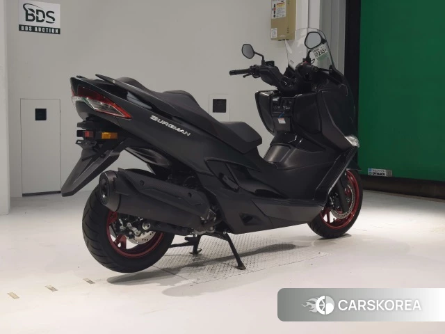 Проданный Suzuki BURGMAN 400 2019 из Японии, фото 2