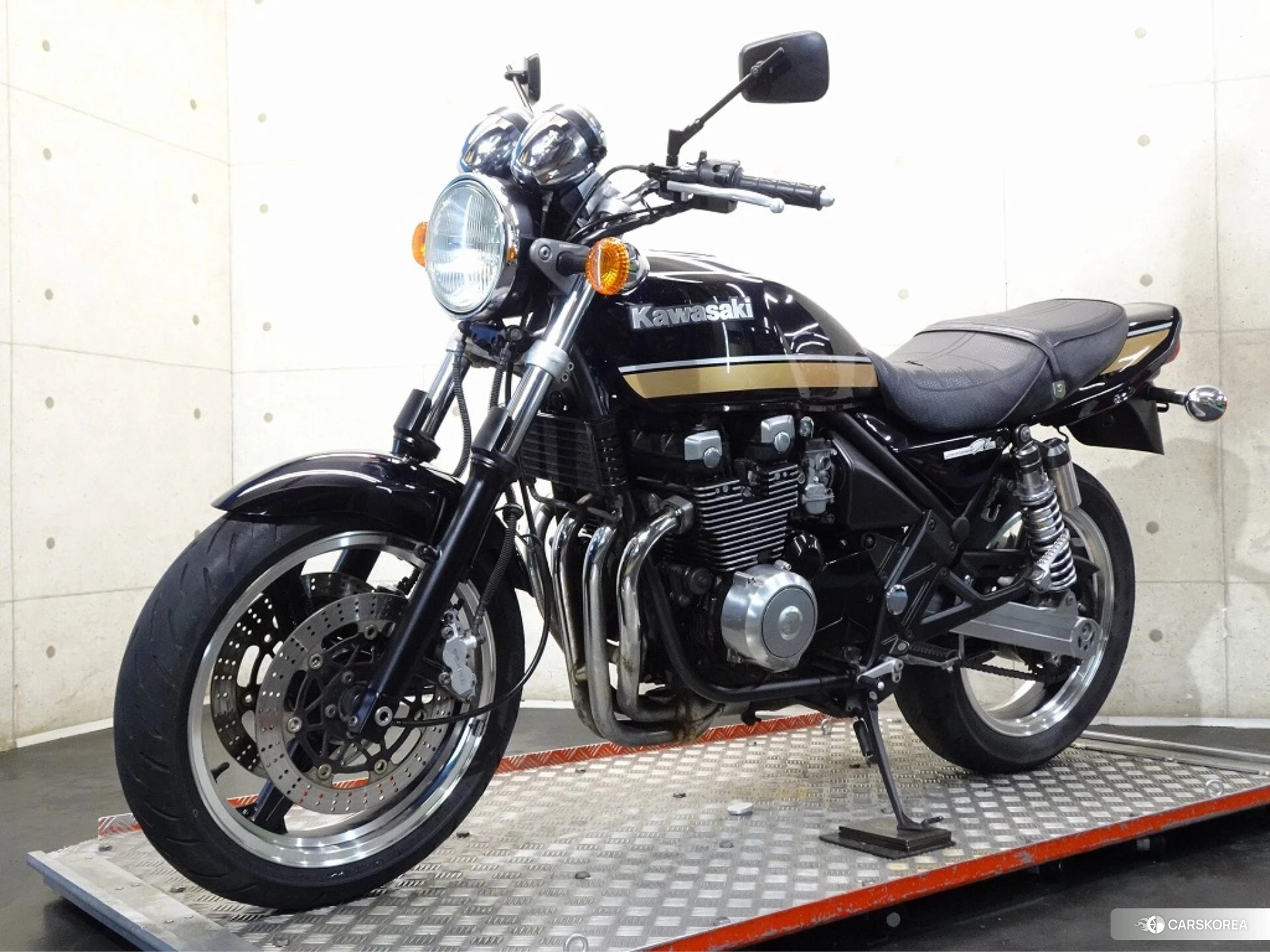 Kawasaki ZEPHYR 400 id 4185370 из Японии 18