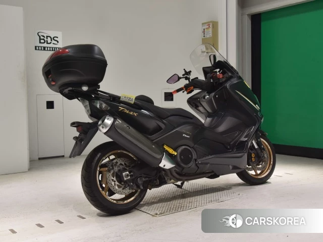 Проданный Yamaha T-MAX 530 2017 из Японии, фото 2