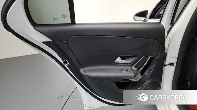 Mercedes-Benz A-Class W177 id 4196700 из Кореи 18