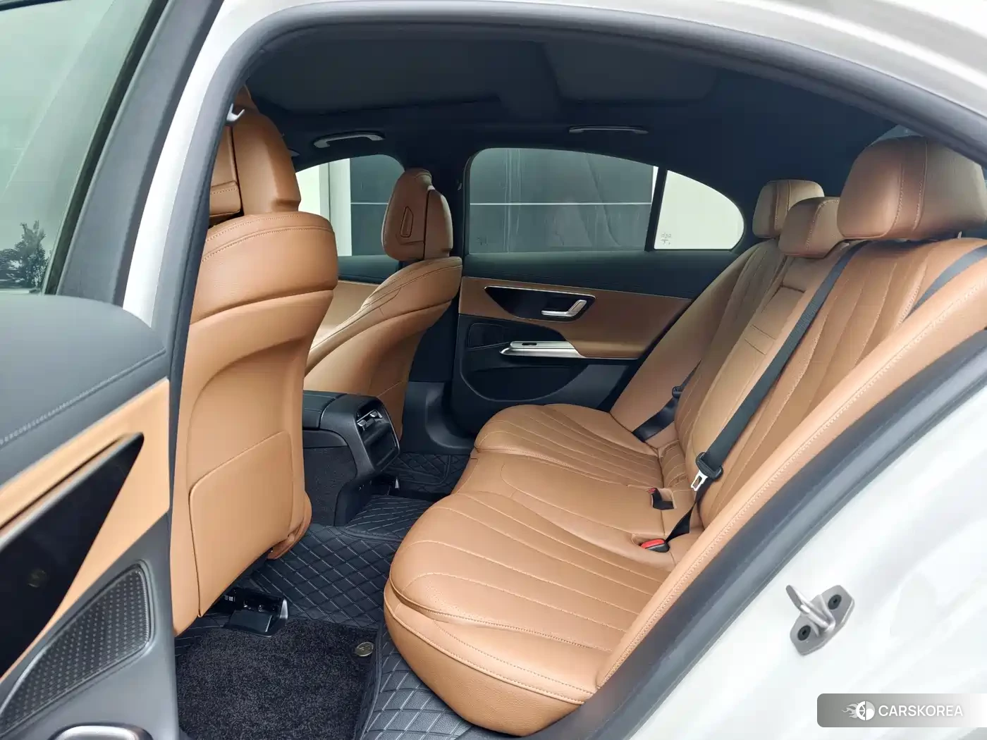 Mercedes-Benz E-Class id 4565180 из Китая 19
