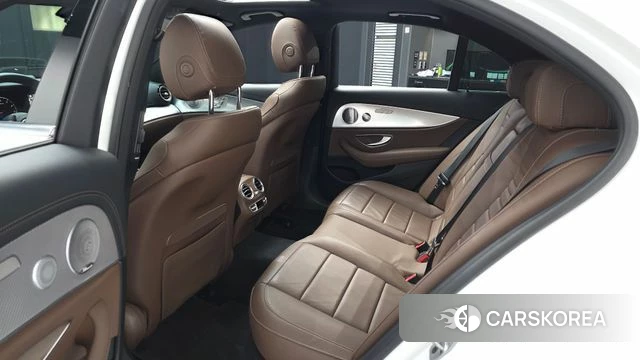 Mercedes-Benz E-Class W213 id 4196155 из Кореи 18