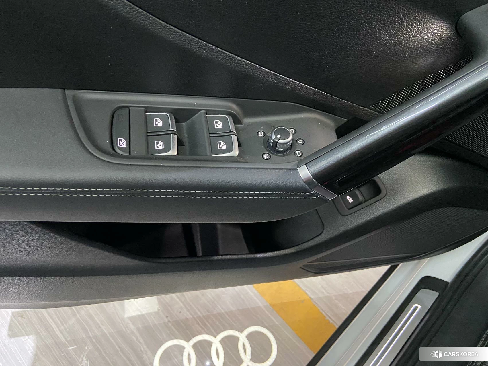 Audi Q2L id 4514744 из Китая 18