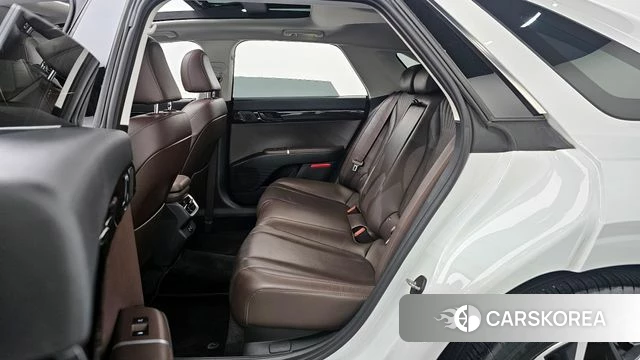 Hyundai Grandeur (GN7) id 4249129 из Кореи 18