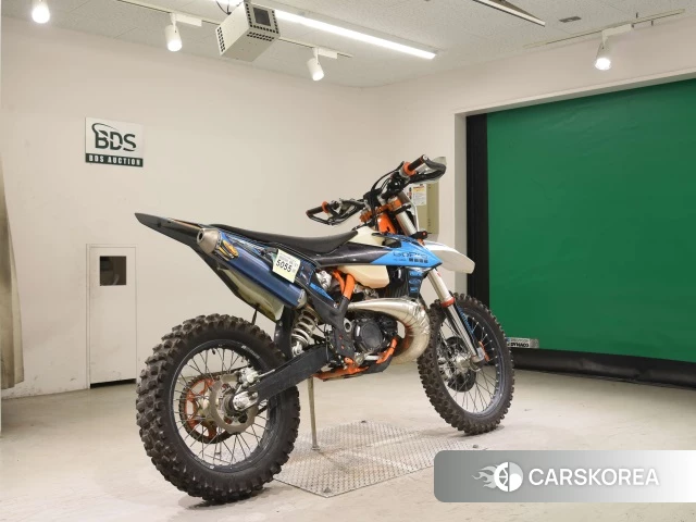 Проданный KTM 250EXC SIXDAYS TPI 2021 из Японии, фото 2