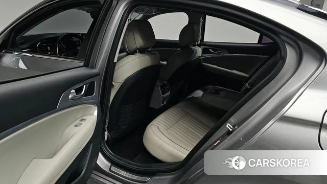 Genesis G70 id 4713047 из Кореи 18