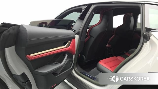 Porsche Taycan id 4591432 из Кореи 18