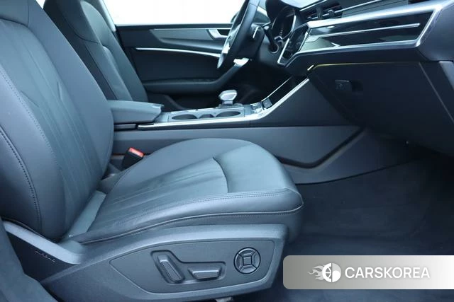 Audi A7 id 4208177 из Китая 18