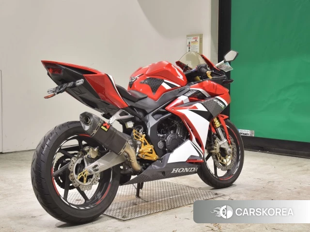 Проданный Honda CBR250RR 2017 из Японии