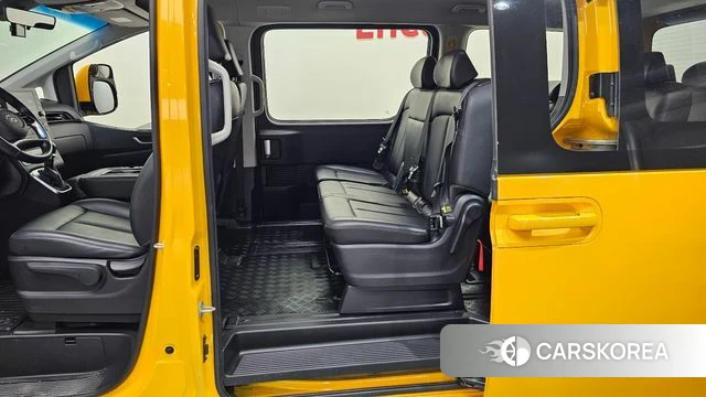 Hyundai Staria id 4481428 из Кореи 18