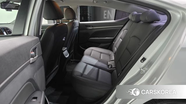 Hyundai Avante AD id 4900815 из Кореи 18