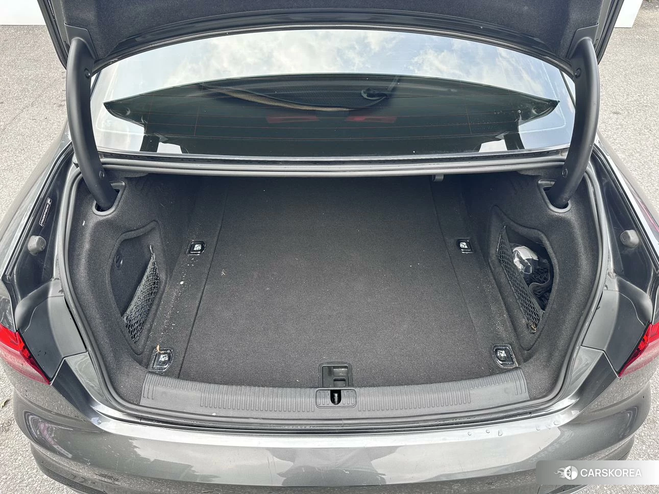 Audi A4L id 4462087 из Китая 18