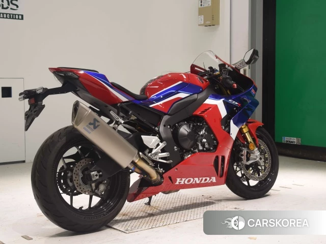 Проданный Honda CBR1000RR-R FIREBLADE SP 2020 из Японии, фото 2