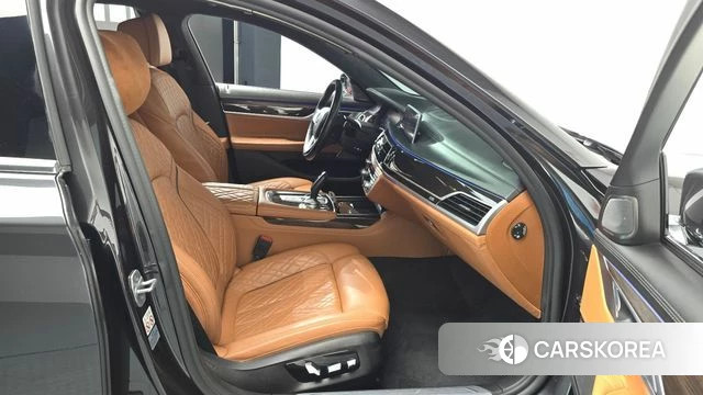 BMW 7 Series (G11) id 4658053 из Кореи 18