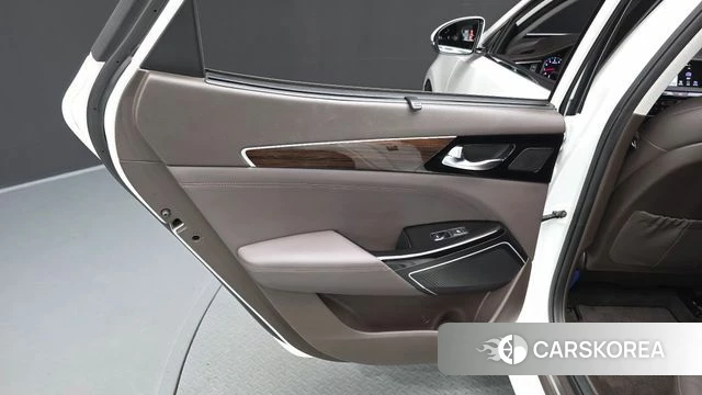 Kia Come New K7 id 4882396 из Кореи 18