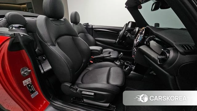 Mini Cooper Convertible id 4280471 из Кореи 18