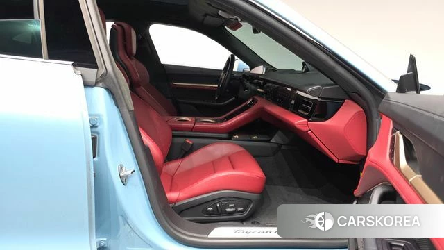 Porsche Taycan id 4489227 из Кореи 18