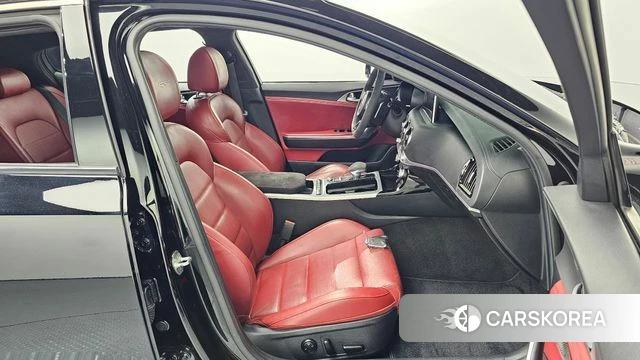 Kia Stinger id 4339470 из Кореи 18