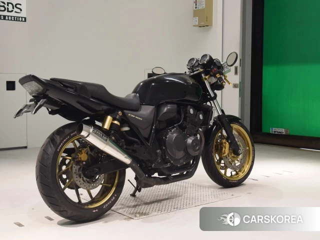 Проданный Honda CB400SF 2014 из Японии, фото 2