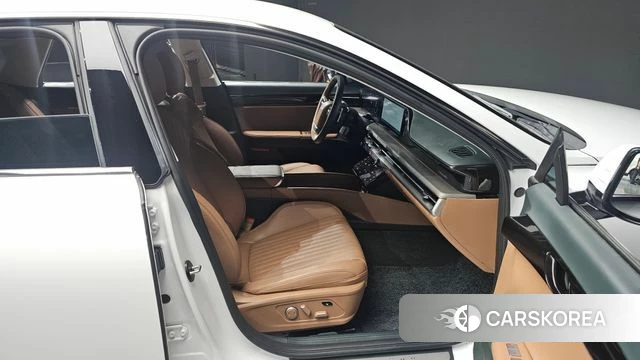 Hyundai Grandeur (GN7) id 4432681 из Кореи 18