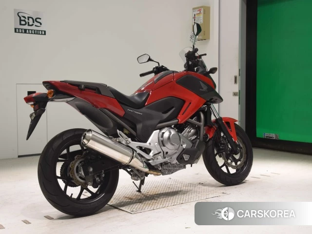 Проданный Honda NC700X DCT 2013 из Японии