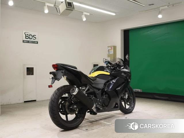 Проданный Kawasaki NINJA 250R id 4160532 из Японии, фото 2
