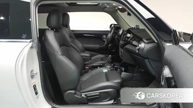 Mini Cooper S id 4785045 из Кореи 18