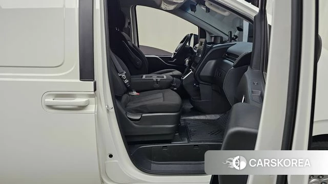 Hyundai Staria id 4711753 из Кореи 18