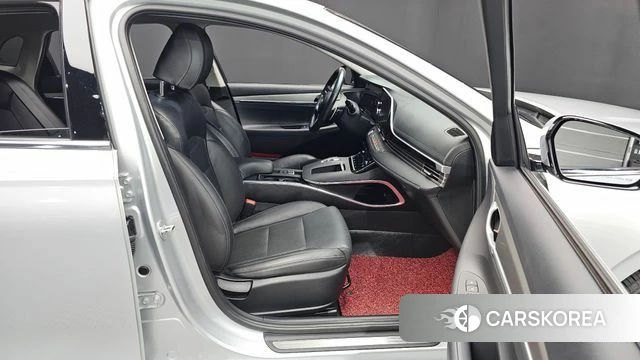 Hyundai The New Grandeur IG id 4642236 из Кореи 18