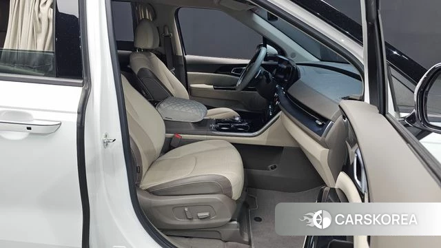 Kia Carnival 4th generation id 4434430 из Кореи 18