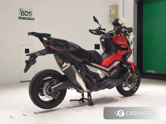 Проданный Honda X-ADV 750 2019 из Японии