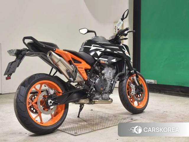 Проданный KTM 890 DUKE GP 2023 из Японии