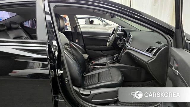 Hyundai Avante AD id 4225690 из Кореи 18