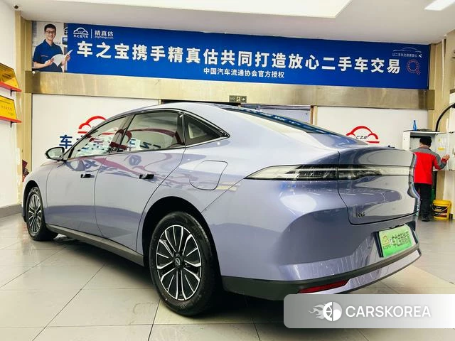 Nissan N6 id 4260870 из Китая 18