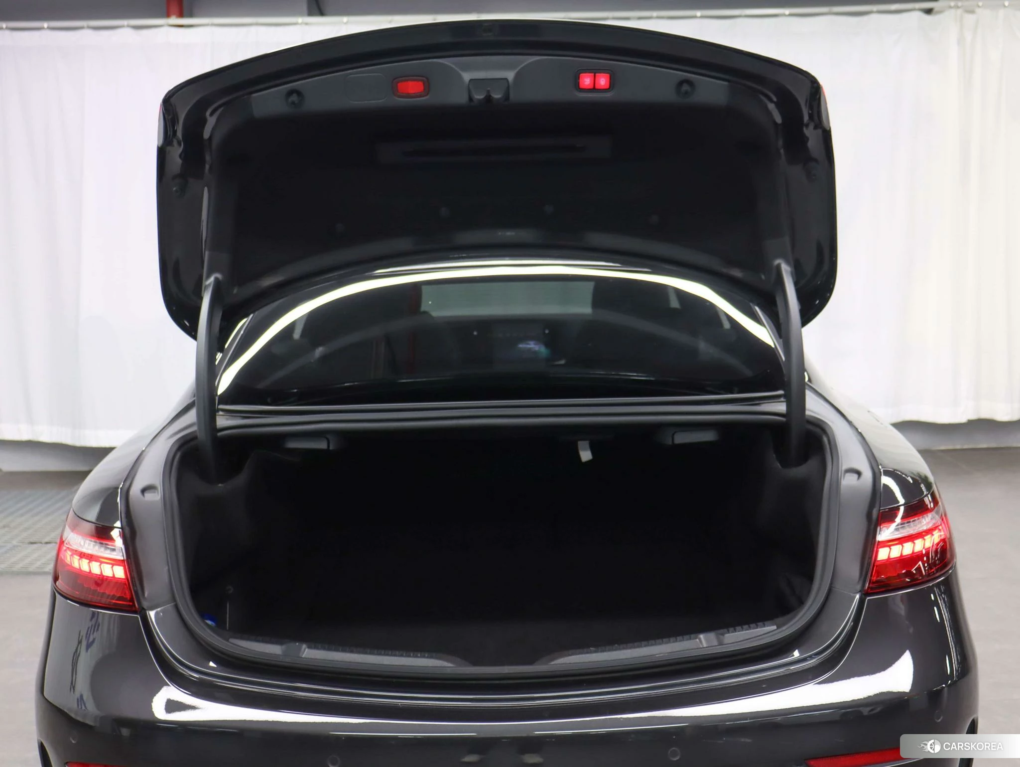 Mercedes-Benz E-class AMG id 4467699 из Китая 18
