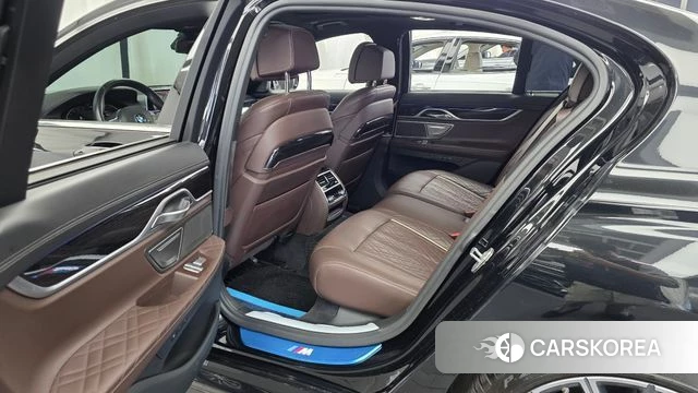 BMW 7 Series (G11) id 4250929 из Кореи 18