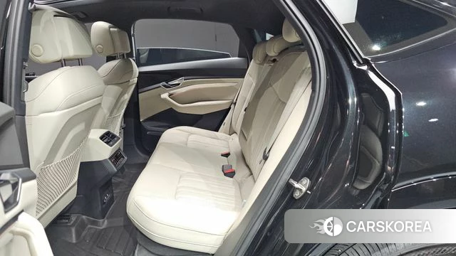 Audi e-Tron id 4361764 из Кореи 18