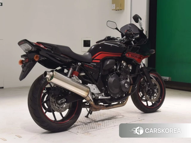 Проданный Honda CB400SF BOLDOR ABS 2016 из Японии, фото 2