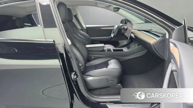 Tesla Model Y id 4768089 из Кореи 18