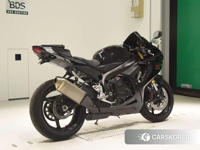 Проданный Suzuki GSX-R750 2016 из Японии, фото 2