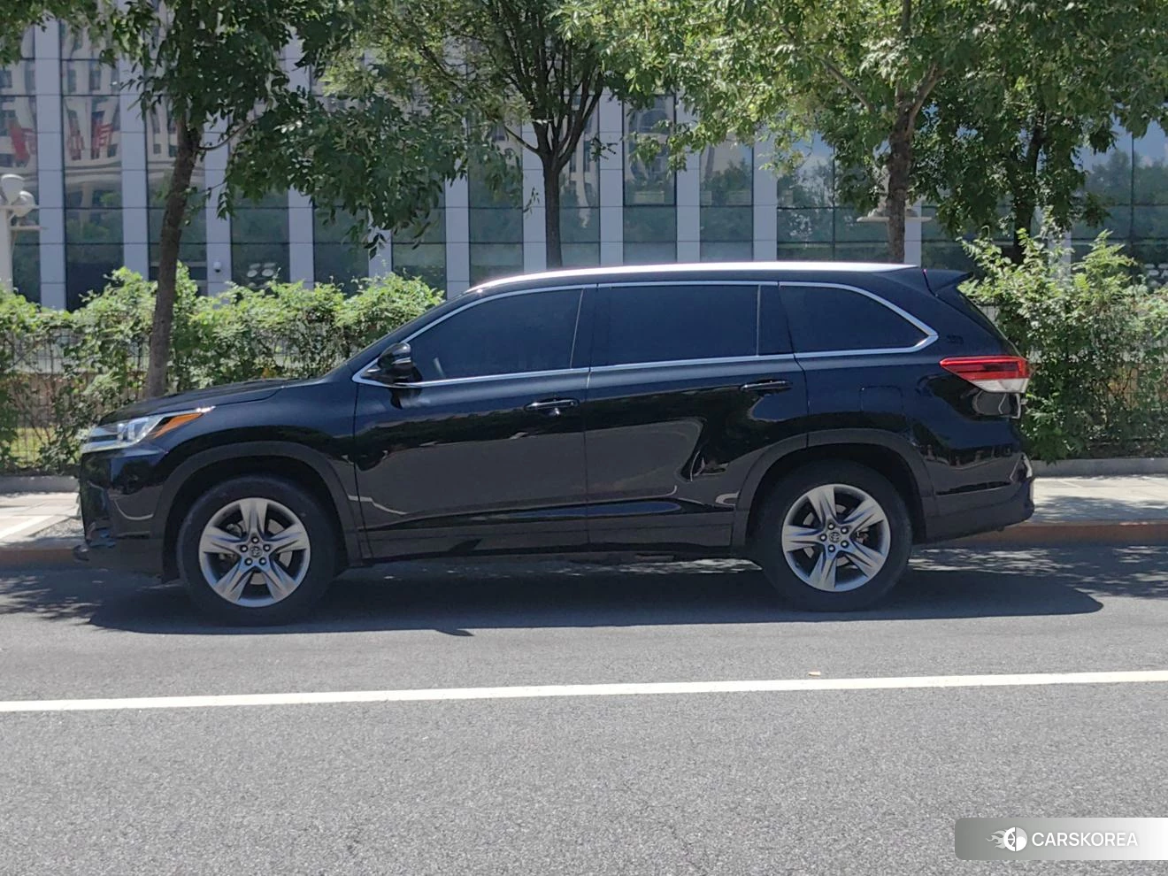 Toyota Highlander id 4420033 из Китая 18