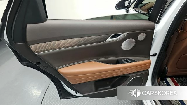 Genesis Electrified G80 (RG3) id 4369985 из Кореи 18
