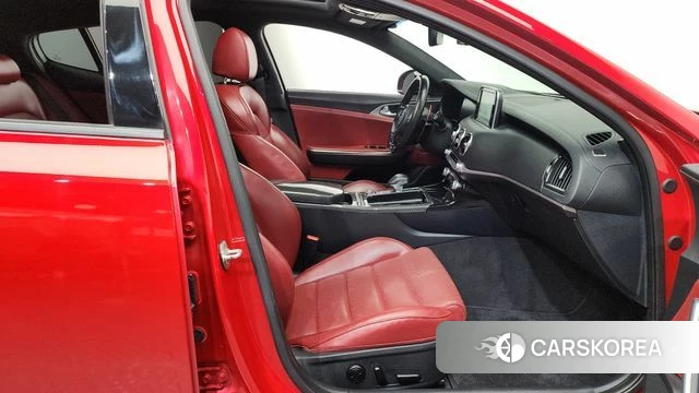 Kia Stinger id 4286190 из Кореи 18