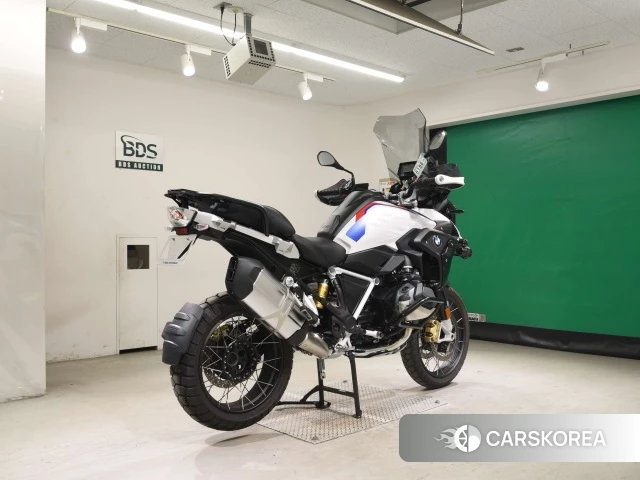 Проданный BMW R1250GS 2022 из Японии, фото 2